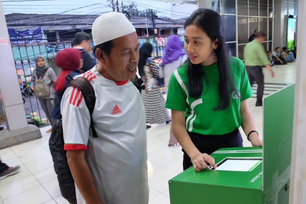Berkat GrabVenue, Pesan Grab Kian Mudah di Stasiun